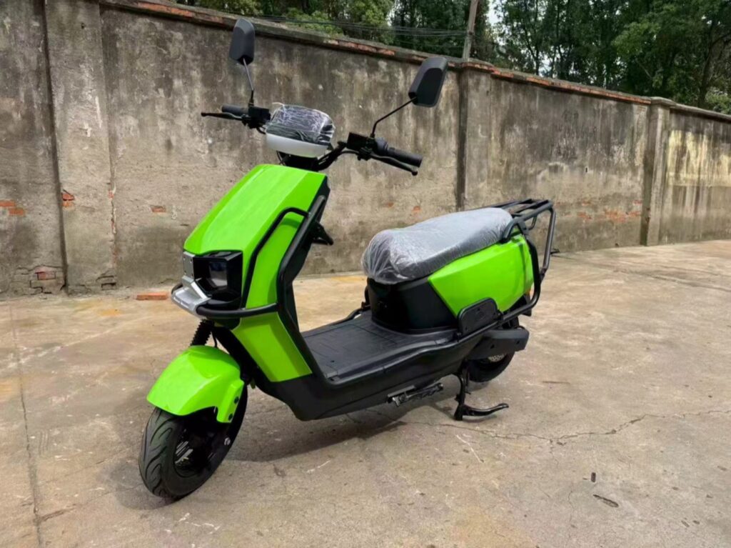 Skyward electric scooter