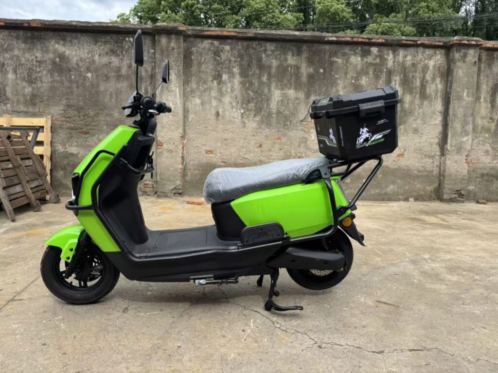 Skyward electric scooter